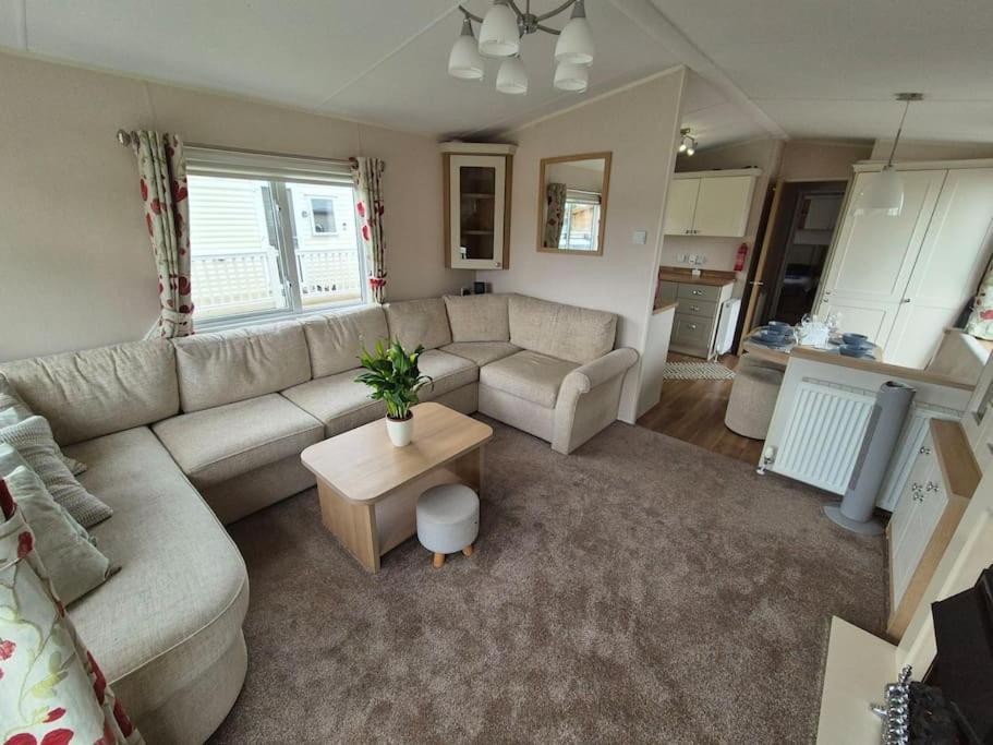 Amazing 2Bedroom Caravan In Lincoln, Tattershall Exterior photo